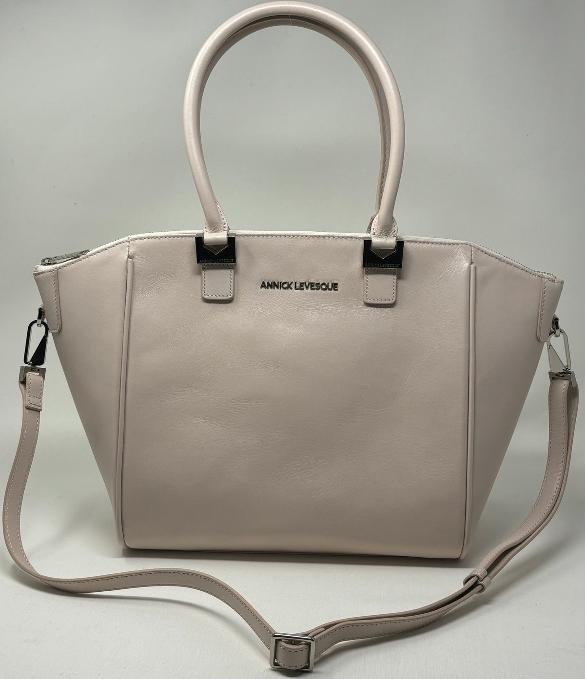 Sac à Main en Cuir rose blush | Mona Moyen